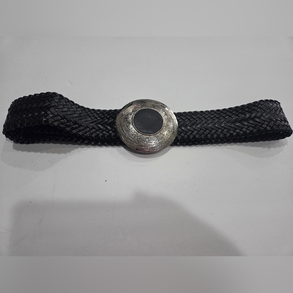 Accessories - Elegant Black Woven Belt with Silver Buckle